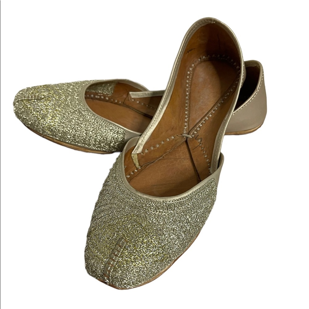 Gold Punjabi Juti for Ladies Ethnic Khussa Handmade